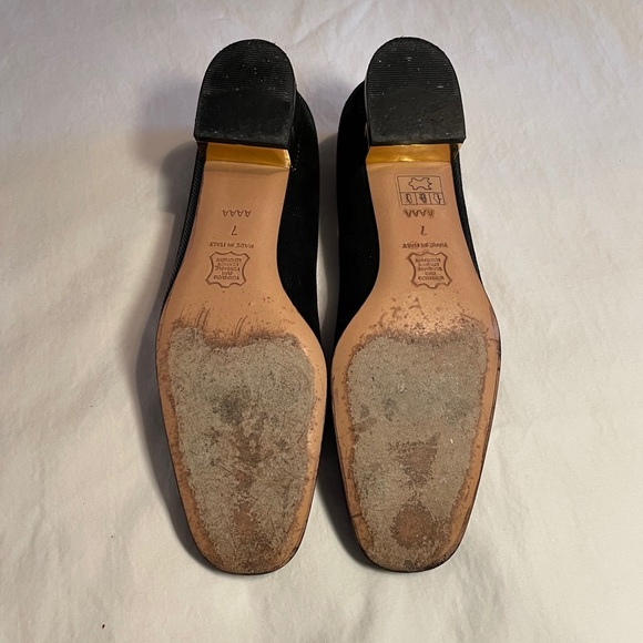 Snakeskin Pumps w/Gold Heel Accent, size 7AAAA - Picture 6 of 11